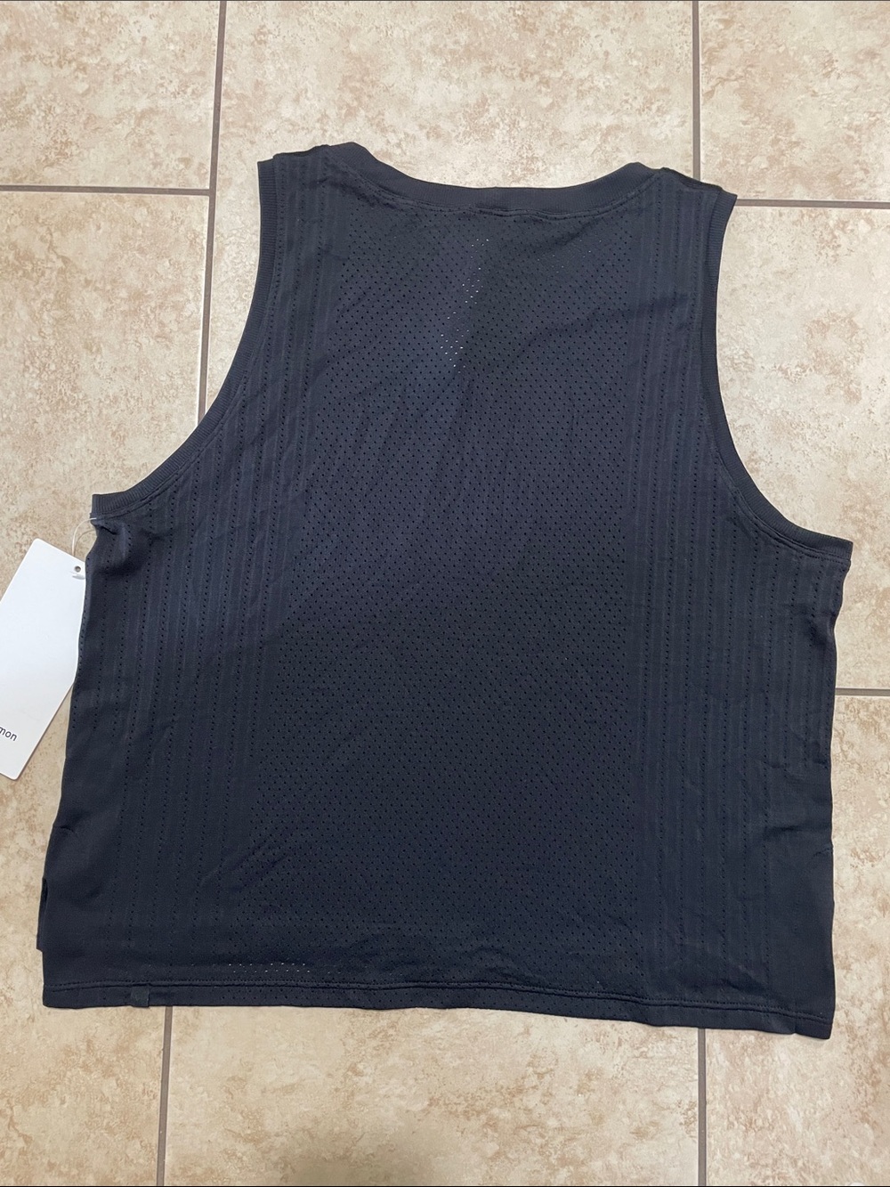 Lululemon Train to Be Tank Top Size 6 - Picture 4 of 7